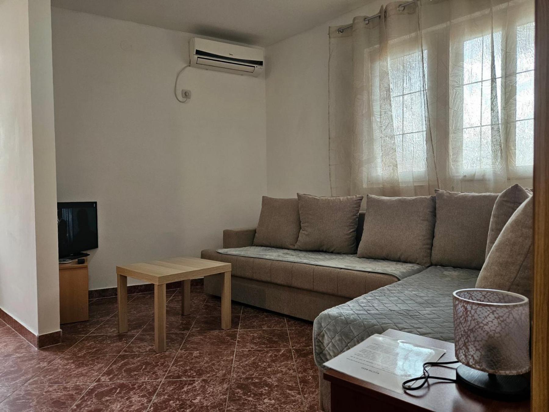 Apartmani Vujicic Бар Экстерьер фото